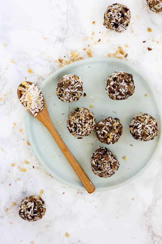 Grain-free energy balls - HelloVeggie.co