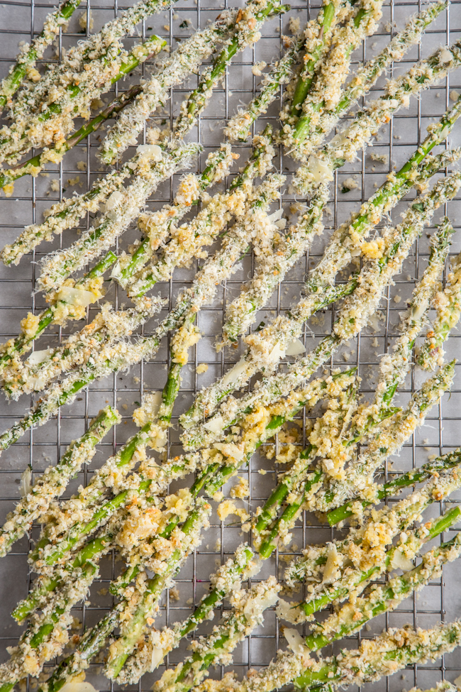 Crispy Asparagus Fries with Lemon-Dill Dipping Sauce