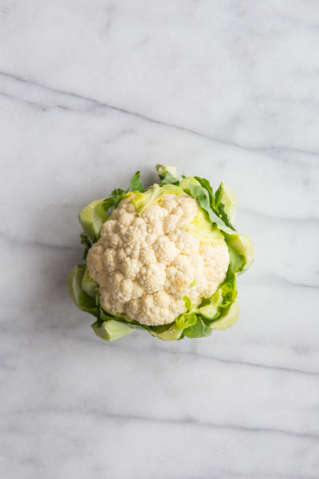 https://helloveggie.co/wp-content/uploads/2017/04/Guide-to-Cutting-Veggies_Cauliflower-1-of-7.jpg