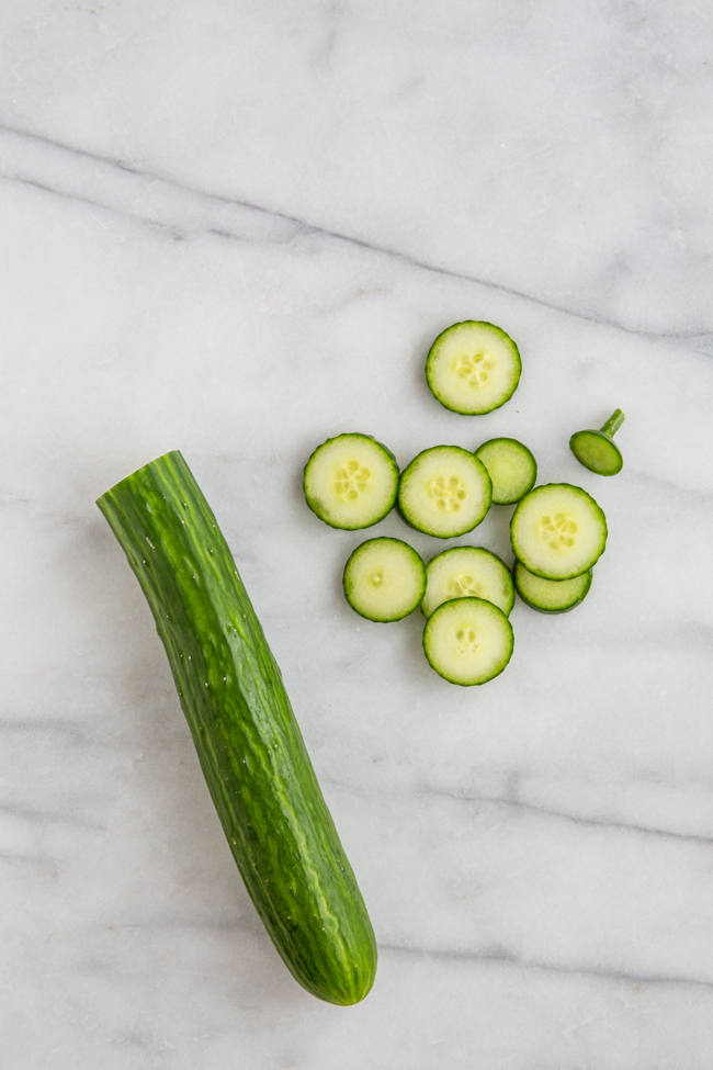 How to Cut Seedless CucumberHow to Cut Seedless Cucumber