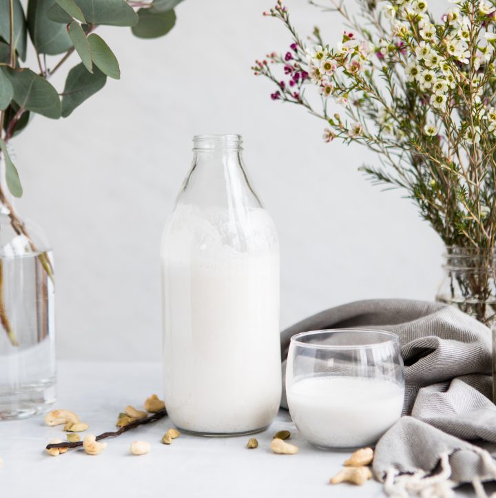 Homemade Cardamom Vanilla Cashew Milk Hello Veggie
