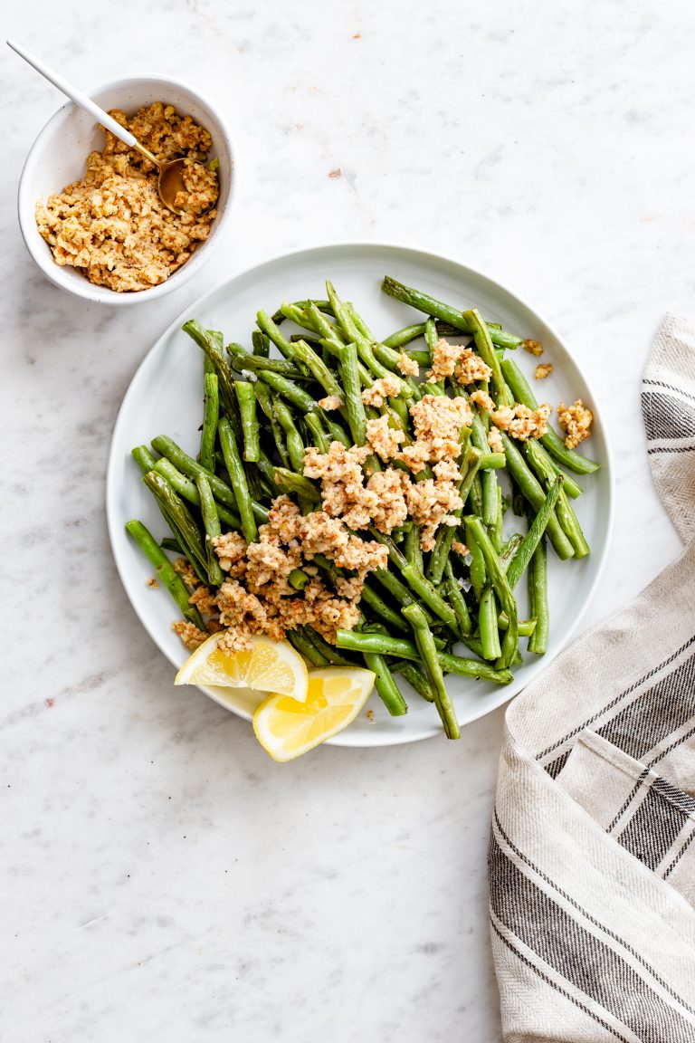 A 5-Ingredient Side Dish Made for Weeknights: Lemon Almond Green Beans ...