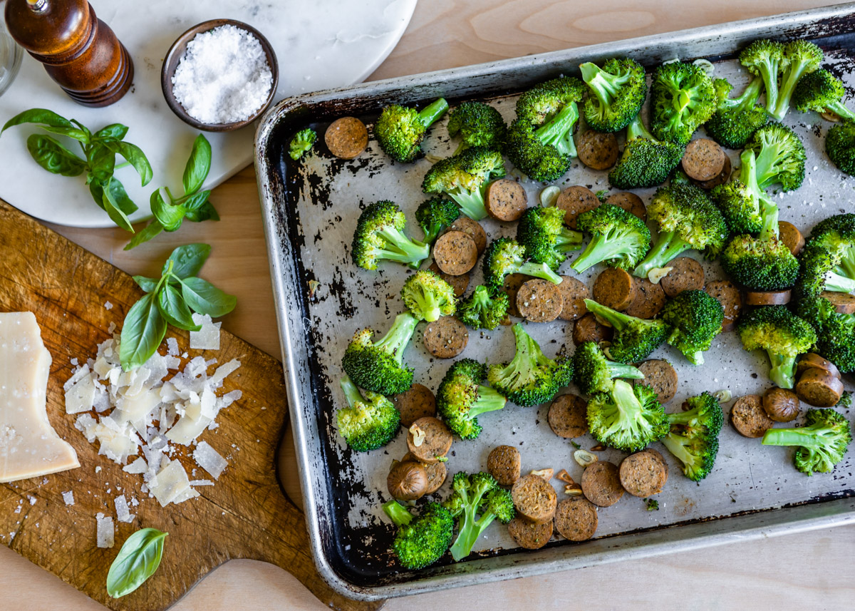 Sheet Pan Garlic Broccoli and Italian Sausage with Pasta