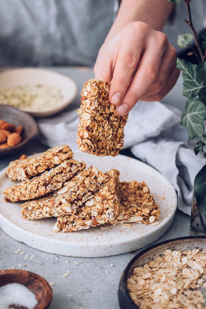 Caramel Nut Hemp Granola Bars