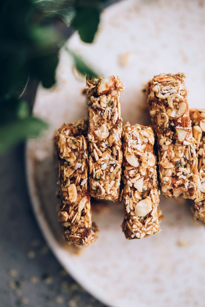 Caramel Nut Hemp Granola Bars