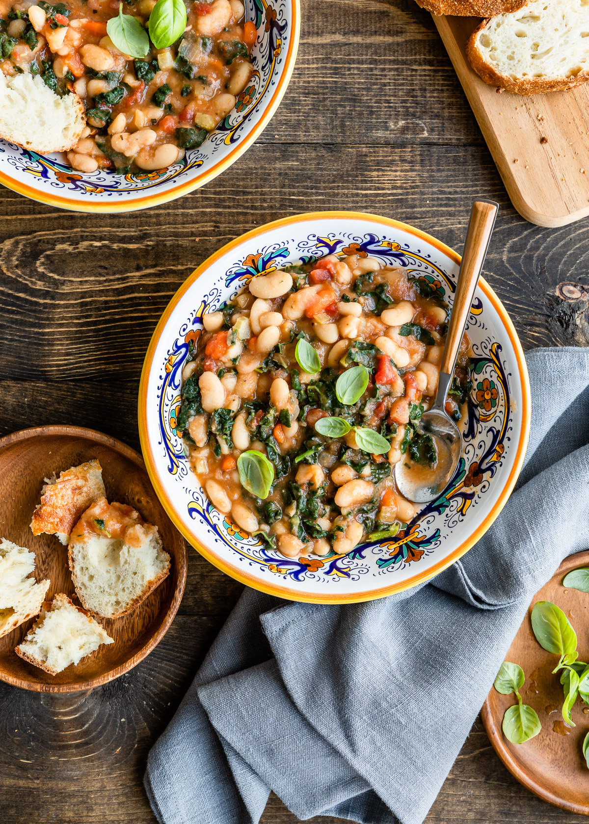 Slow Cooker Tuscan White Bean Soup {with chicken} - The Magical Slow Cooker
