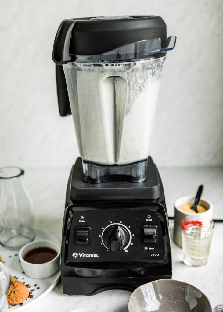 https://helloveggie.co/wp-content/uploads/2019/05/Hello-Veggie-DIY-Oat-Milk-Coffee-Creamer-3-Ways-37-731x1024.jpg