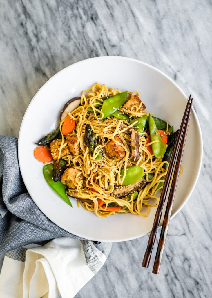 Spring Vegetable Lo Mein with Tempeh | Hello Veggie