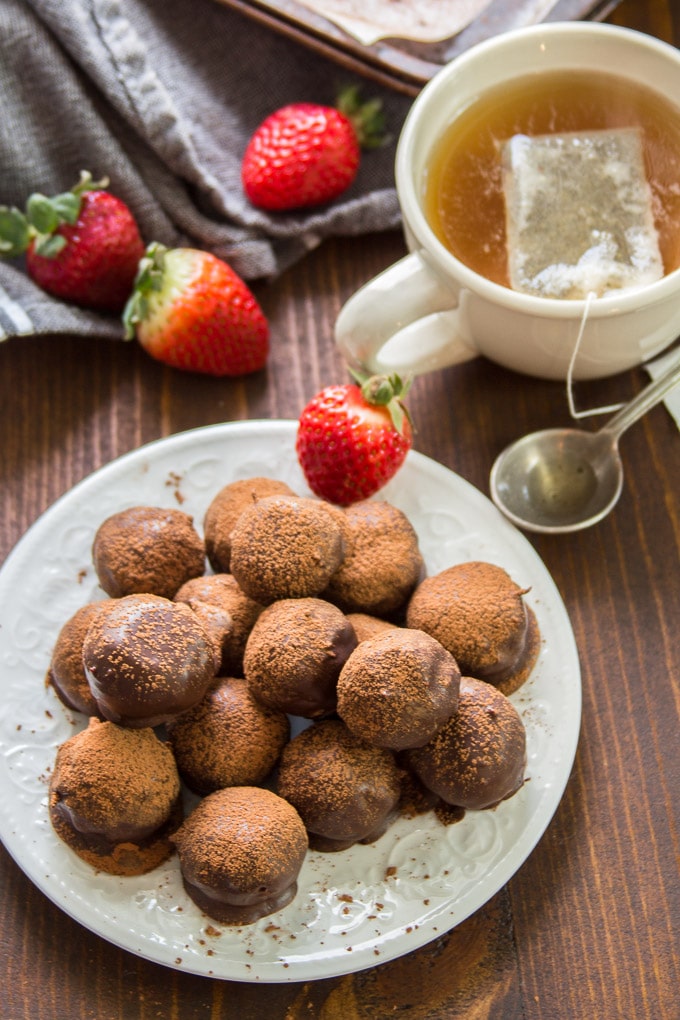 Chocolate Almond Butter Coconut Bombs from Connoisseurus Veg