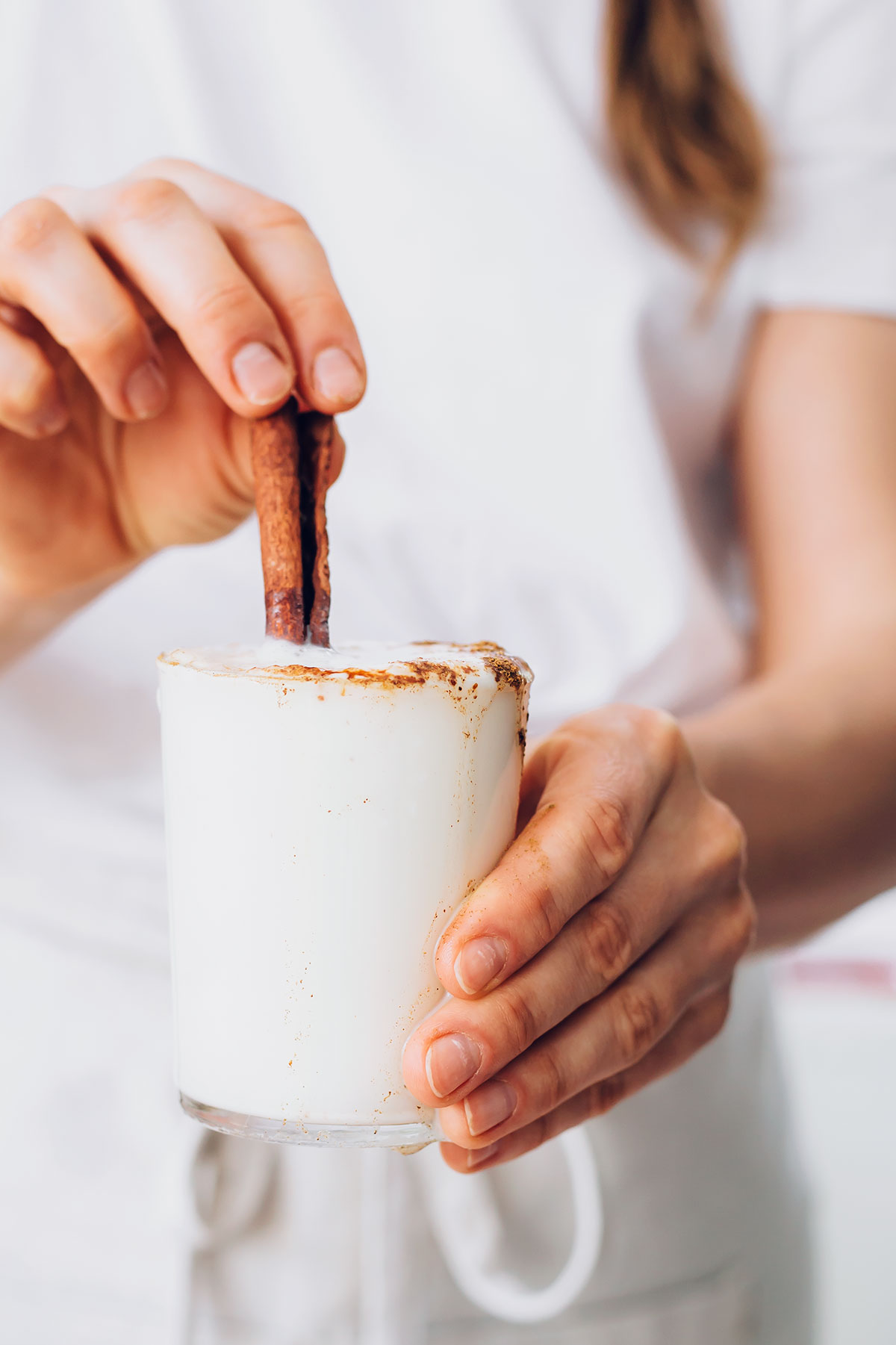 Cinnamon Horchata Milkshake - HelloGlow.co