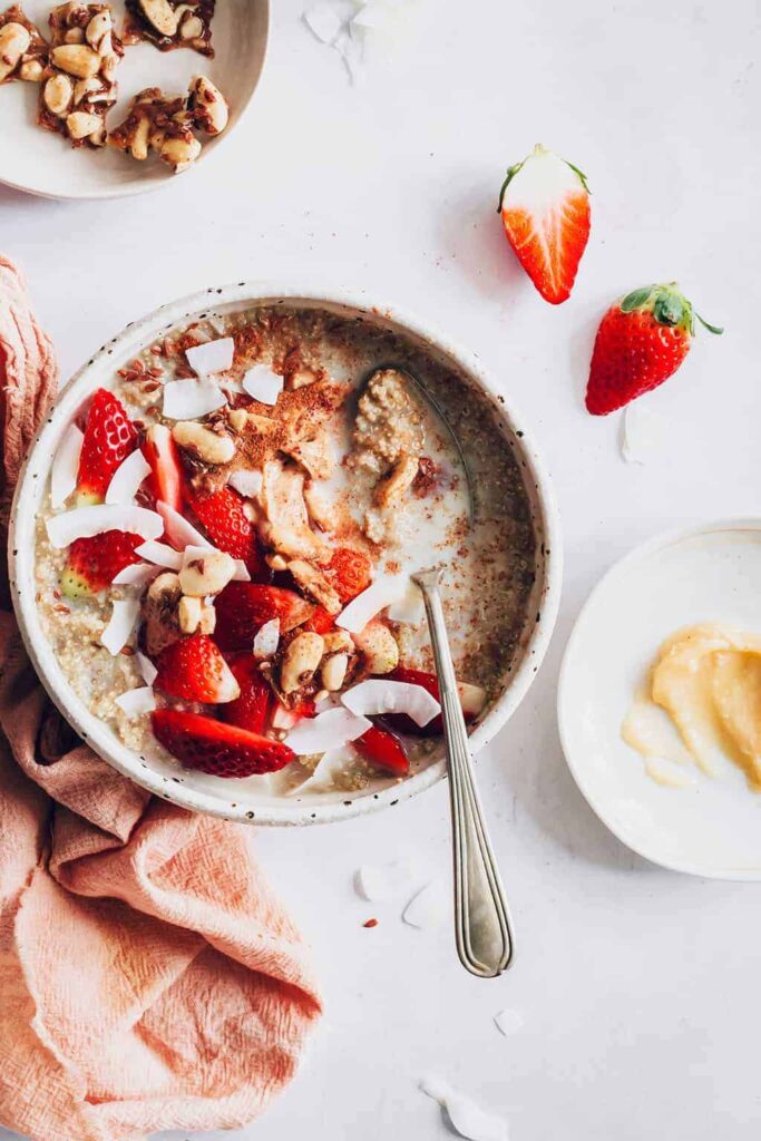 Strawberry Quinoa Breakfast Bowl