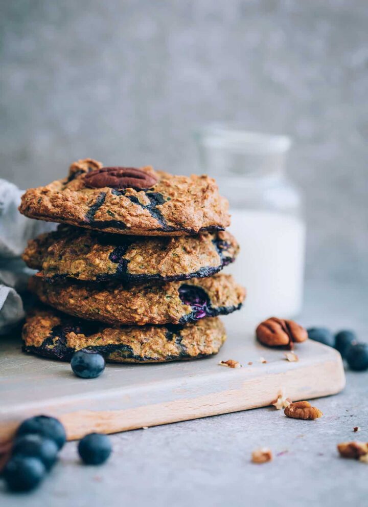 Blueberry breakfast cookie